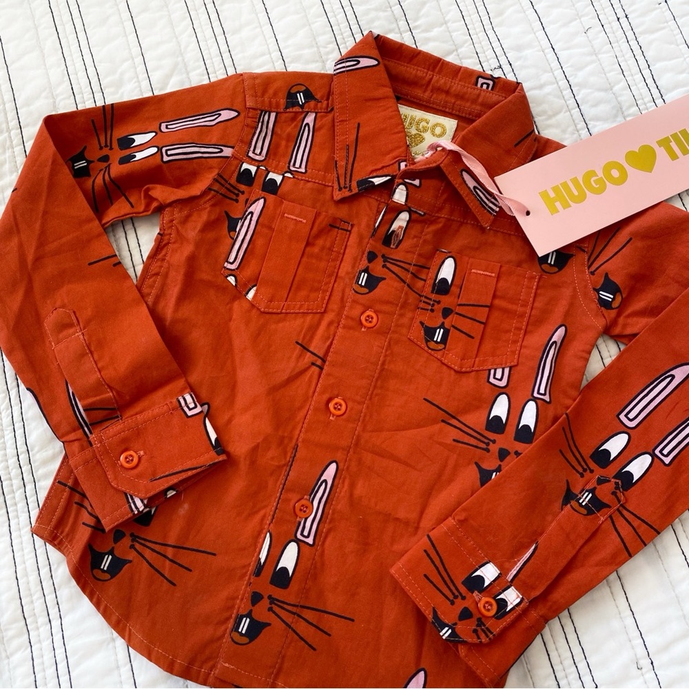 NWT Hugo Loves Tiki Collared Button Up Shirt in Red Bunny Print 18-24 mnths